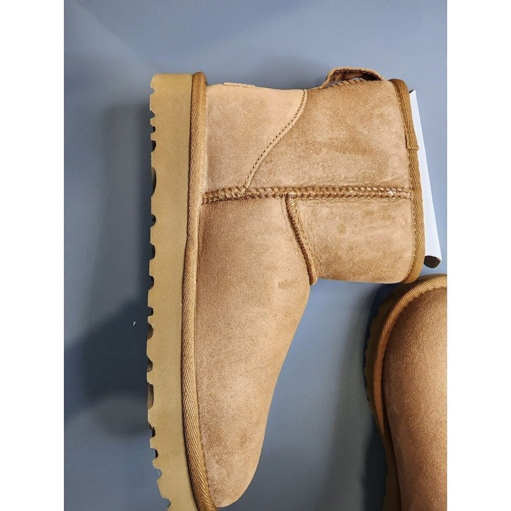 UGG Women Classic Mini II Chestnut Winter Boot US Size 6 - Picture 7 of 8